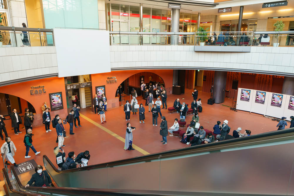 アトリウム・コンサート（山崎阿弥）